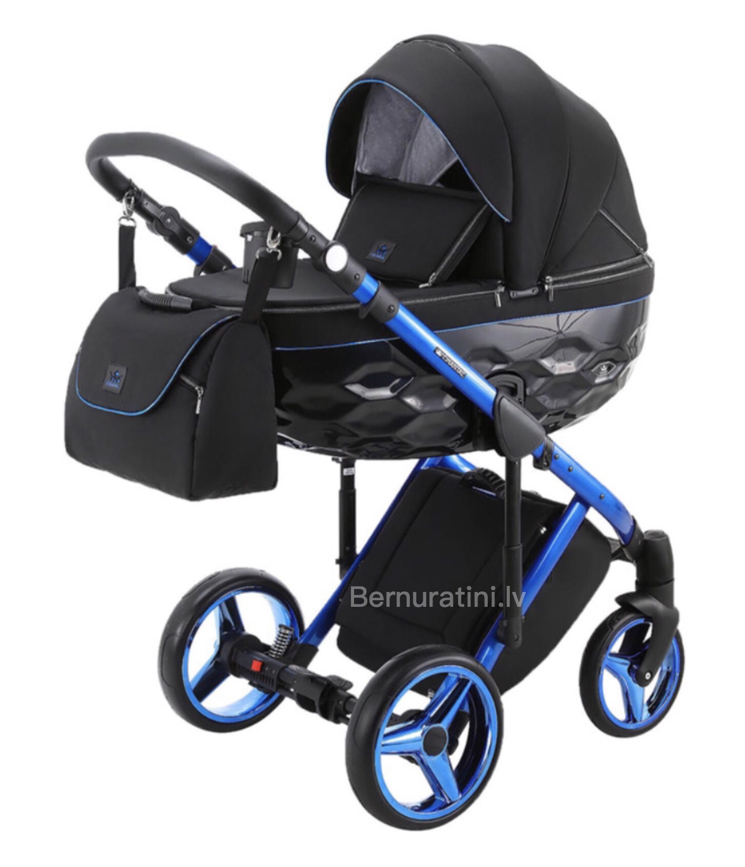 Adamex Chantal C10 Special Edition bērnu rati 3-1